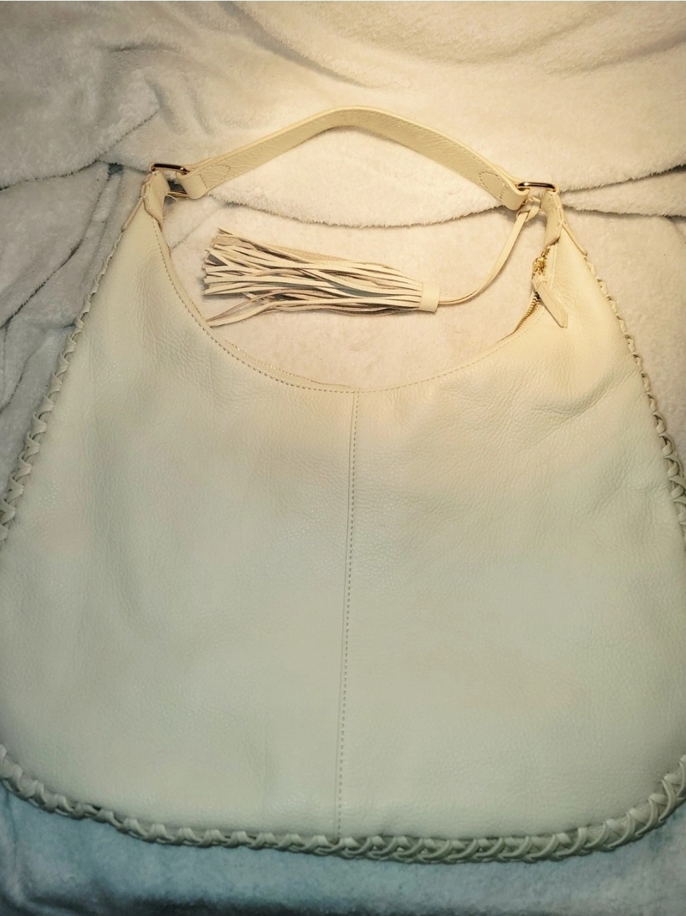 NWOT Antonio Melani leather HoBo shoulder bag large saddle white/cream purse